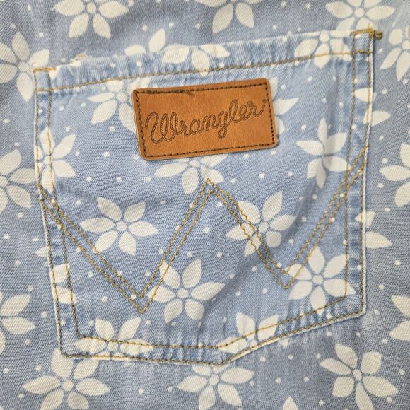 Wrangler X Billabong Women's Perfect Pair Daisy Floral Jeans Blue Chambray sz 28 - Picture 7 of 16